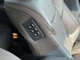 助手席コントロールスイッチ後席からも運転席からも助手席パワーシートのポジションの調整が可能です。