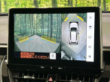 【パノラミックビューモニター】専用のカメラにより、上から見下ろしたような視点で360度クルマの周囲を確認することができます☆死角部分も確認しやすく、狭い場所での切り返しや駐車もスムーズに行えます。