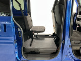 車が大好きなスタッフが心をこめて接客いたします。お客様一人一人のお車に対する思いや気持ちをうかがい、充実した時間が過ごせるよう努めます。