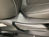 当店の在庫車両は、お客様に安心いただき気持ちよくお乗りいただけるように、自社の商品化工場でボディ洗浄・磨き・車内清掃・除菌・消毒を実施済みです。
