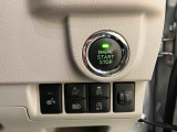中古車は一物一価、同じようなお車でも、整備状況、外内装の状態など様々です。