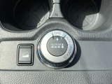 AUTOモードに設定しておけば、路面状況に応じて車両が2WD<=> 4WDの駆動配分を行います。(2WD,4WDの固定モードもございます!)便利な機能なので是非ご体感ください!