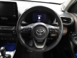 各操作スイッチなどもハンドルから手を放すことなく操作可能で安全運転に支援いたします!