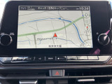 高精細な地図表示で、目的地までスムーズに案内してくれます。渋滞情報もリアルタイムで確認でき、効率的なルート選択をサポートします。