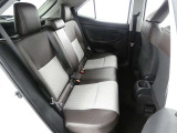 ゆとりある広々とした車内空間は、ドライブを始め買い物やレジャーなど、幅広く活躍します。一人でもみんなとでもお出かけを楽しみましょう!