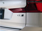 【B5 AWD】ブレーキエネルギー回生システムなど、先進の環境技術により、高い効率性も実現しています。また、高い走行安定性とトラクション性能を発揮するAWD機構を備えています。
