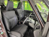 運転席シート廻りは使用感も少なく、良好な状態となっています。丁寧に使われていたことがよくわかりますね。運転席シート廻りは使用感も少なく、良好な状態となっています。丁寧に使われていたことがよくわかります