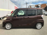 納車前、日産ディーラー整備工場で点検整備致します。エンジンオイル・エレメント・ワイパーゴムは新品交換して納車するので安心です(新車保証継承車両は対象外)