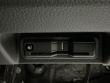 【ETC車載器】もはや必須アイテムのETCを搭載!高速道路のご利用時にとても便利!わずらわしい料金所での現金支払いが不要となりスムーズに通過できます♪