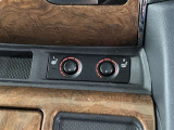 運転席&助手席シートヒーター装備、寒い日もカラダを温め快適にドライブ。