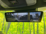 【デジタルインナーミラー】後席の大きな荷物や同乗者で後方が確認しづらい時でも安心!カメラが撮影した車両後方の映像をルームミラー内に表示。クリアな視界で状況の確認が可能です!