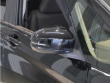 ◆ドアミラーウインカー◆ドアミラーにウインカーを装備しています。対向車に自身の進行方向を合図し安全に運転できます。