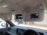 バニティーミラー★運転席、助手席に装備しています。