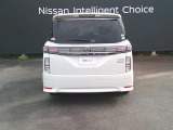 納車前には、日産のエンジニアが点検整備をしっかりさせて頂きます。消耗品部品の交換はもちろん、整備内容記録簿も納車時にお渡しいたしますので点検内容がちゃんと確認できて安心していただけます!!