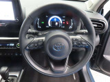 ぜひ展示車の運転席に座ってみてください。