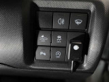 各操作スイッチなども使いやすい位置に配置されています!