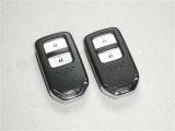 【スマートキー】簡単便利機能♪キーを取り出さずにドアを施錠&解錠。クルマの始動も可能です。