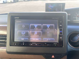純正ナビVXM-194VFiを装備しています。ナビ機能に加えてTVやBluetooth、CD・DVD再生などにも対応し、ドライブ中の快適なエンターテインメントをサポートします。
