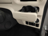 当社は購入後のアフターケアを大切にしております。納車後、1ヶ月無料点検、半年ごとにあんしん点検、12ヶ月法定点検の誘致をします。また車検までの点検をセットにした『ワンダフルパスポート』を販売中です。