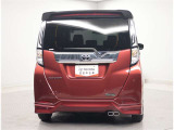 バックモニター付!車庫入れなど後方確認に便利です。