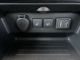 バックカメラで駐車もラクラク!!