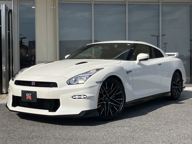 GT-R 3.8 プレミアムエディション 4WD