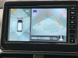 【アラウンドビューモニター】車を上から見下ろしているかのような映像で周囲の状況がひと目で確認、狭い駐車場に駐車するときも安心です♪