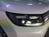 LEDヘッドライトが暗い夜道をしっかりと照らしてくれるので安全に運転できます♪