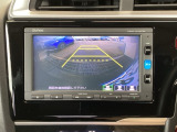 バックも安心のバックカメラ付いています。バックカメラがあると、いつでも安全にバックできますね。死角も減ります。