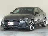2001年オープン。 Audi正規ディーラーとして最も歴史のあるAudi 江戸川は、2フロアに分かれるガラス張りのショールームです。
