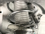 お車を安心してお乗りいただく為には、足回りの定期点検が欠かせません。サービスサポート(有償保証)では無料点検もご提供しており、安心のカーライフをお過ごしいただけるサポート体制が整っています。