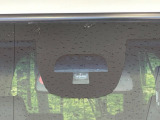 【シティブレーキアクティブシステム】低速走行中に前方の車両等を認識し、衝突しそうな時は警報とブレーキで衝突回避と被害軽減をアシスト。より安全にドライブをお楽しみいただけます。