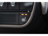 寒い時期に嬉しいシートヒーターを運転席に装備しています。