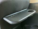 とても使いやすい位置にドリンクホルダーを設置しております!
