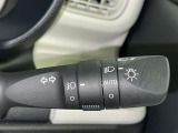 【オートライト】車外の明るさに応じて自動的にライトの点灯・消灯をしてくれます