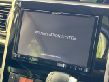 【大画面ナビ】人気の大型8インチナビを装備。存在感のある大画面はインパクト大!ナビ利用時のマップ表示は見やすく、テレビやDVDは臨場感がアップ!いつものドライブがグッと楽しくなります♪