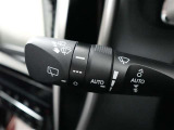フロントワイパーは雨滴量と車速に応じてワイパーが作動してくれるオートモード付きです♪