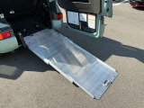 スロープの傾斜が穏やかなので車椅子での乗降がしやすいです