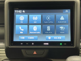 Gathers【VX-240ZFE】8インチ高画質HDモニターを搭載したディスプレイオーディオ。Apple Car Play対応。