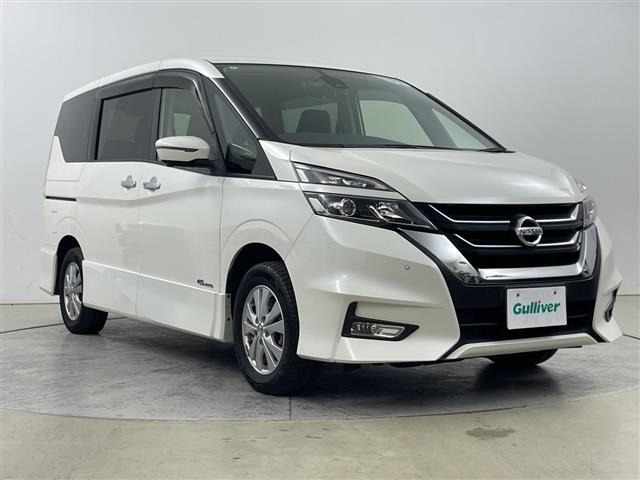 セレナ 2.0 ハイウェイスター Vセレクション 4WD 4WD 修復歴無し