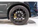 Yellow caliper