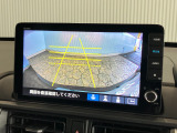 【バックカメラ】リバースにするだけで映ります、後方の安全確認や、狭い駐車場での車庫入れ、雨の日や夜間など視界の悪い時に便利です!安全にバックする為には欠かせない装備です。