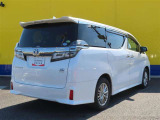 当店では点検と車検の基本工賃を先にお支払していただくことで、最大25%割引でお届けしているメンテナンスパックをご用意しております!詳しくはスタッフまで♪
