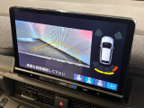 バックギアに入れるだけで自動でリヤカメラに切り替わります!車庫入れやバックが苦手な方にオススメ!
