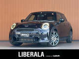 ◆LIBERALAは、輸入車選びの新たなスタイルを提案するインポート・セレクト・ブランドです。オーナー様となる方がクルマから直接感じる感性を第一にした、最良の一台との出会いをコーディネートいたします。