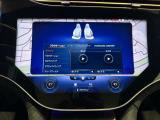 バックカメラにより駐車時の後方確認も楽にできます。