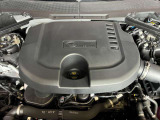 【エンジンルーム D350エンジン】6気筒ディーゼルターボエンジン!スムーズな発進をサポートします!