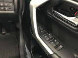 運転席からの操作で空気の入れ替えができて快適な室内空間へ☆