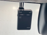 純正ドライブレコーダーを装着しています♪高画質、高機能で、毎日の運転に安心をプラスします!しっかり、録画できるマストアイテムです♪