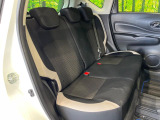 コンパクトカーですが、セカンドシートは十分な広さがあり快適にお乗りいただけます♪シートを倒して大きな荷物を積んだりと、用途の幅が広い1台です。